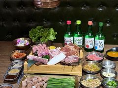 -香猪坊韩国烤肉专属门店(魏公村店)