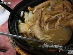 -十八棵（老龙井）御茶园(老龙井店)