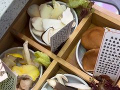 -阿婆情腊排骨火锅(金虹路店)