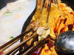 -两三事小郡肝串串香火锅(桂庙店)