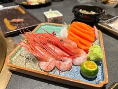 -铭牛烧肉·和牛海鲜自助(高新月牙湖店)