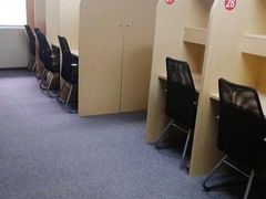 -两知·自习室(三峡广场总店)