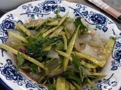 -周家大连水饺(美专校街店)