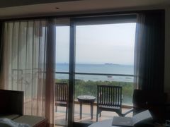 -三亚湾海居铂尔曼度假酒店