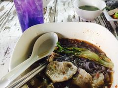 -蝶豆花蓝面条