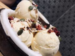 椰子碗-五月甜品(中山公园店)