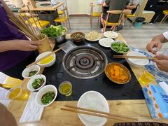 -牛喵喵铜锅牛肉馆