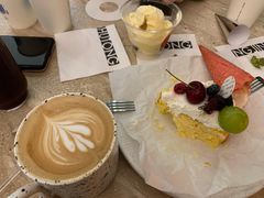 -玲婧胡同·生日蛋糕·餐厅(嘉里城店)