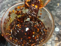 秘制辣酱-燊意布拉肠云吞面(中山四路店)