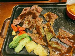 臻选嫩肩牛排-必胜客(鞍山万象汇店PH店)