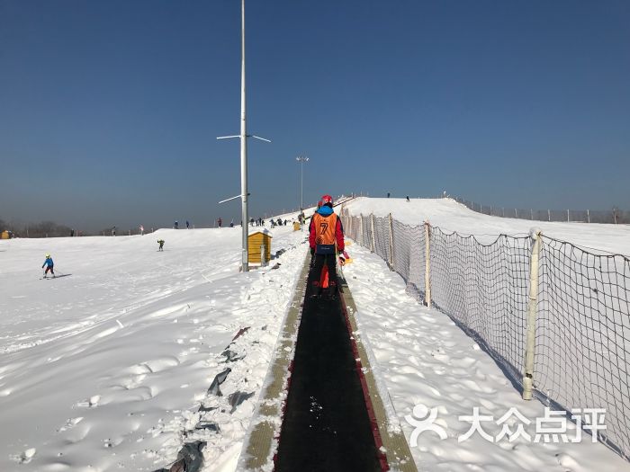 雪都滑雪场图片 第2张