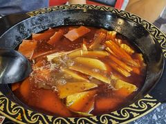 -锅房破店暴走牛骨火锅(世纪城店)