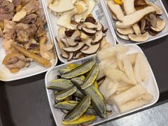-菌之家·专业纯野生菌火锅·特色炒菌