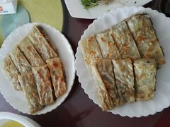 -溢心园香河肉饼总店