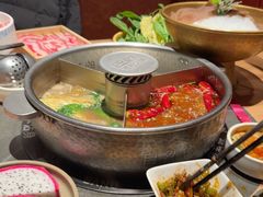 -巴奴毛肚火锅(龙湖锦艺城店)