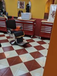 -Devilhands Barbershop男士理容店