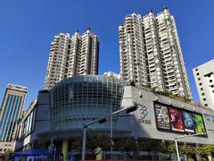 -力美健健身游泳俱乐部(顺联国际店)