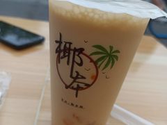 -津椰本·海南正宗椰奶清补凉(店一店)