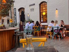 -Ribs & Burgers The Rocks