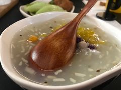 冰凉酸奶酒酿圆子-贡梅老面馆·蟹粉面·无锡特色小吃(南长街主推店)