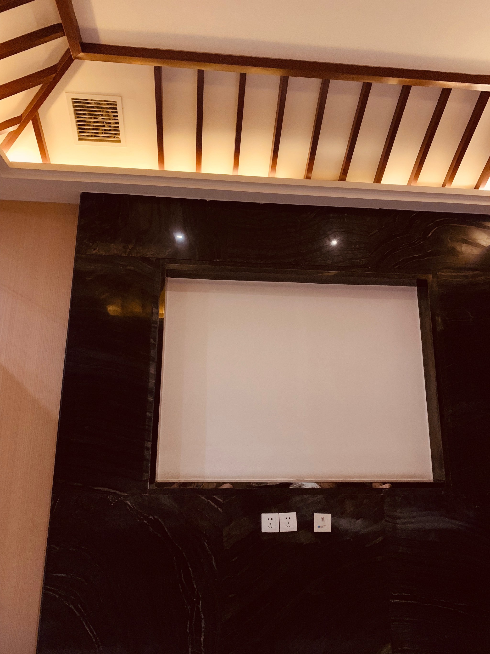 御指仙境位于钱江方舟,御指仙境,这名字真