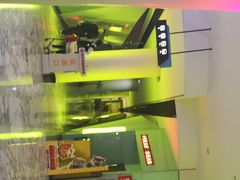 -新世界国际影城