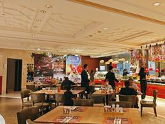 -咖啡苑自助餐厅·中国大饭店