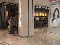 -星巴克(杭州西湖银泰1F店)