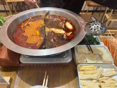 -黔哆哆地摊酸汤火锅(清湖店)