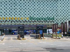 -红星美凯龙全球家居生活广场卡子门店-停车场