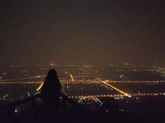 -鬼笑石后山停车场