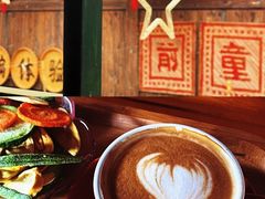 焦糖玛奇朵-新月集庭院咖啡馆(老邮局店)