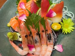-8PINTS八品脱·日料·烧鸟·精酿小酒馆(莘庄店)