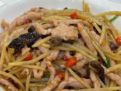 -江城燕子大排档(江汉路步行街店)