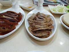 -大鸭梨烤鸭店(金顶街店)