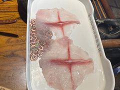 -老牌坊云南鱼豆花火锅(爱建店)