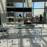 可以好好看看建筑看看展，赏赏花望望江