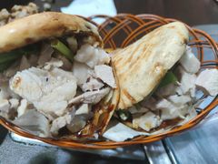 -金卯白肉罩火烧