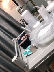 -赫本轻奢美颜中心