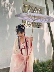 -梦回汉唐汉服旗袍体验馆(拙政园店)