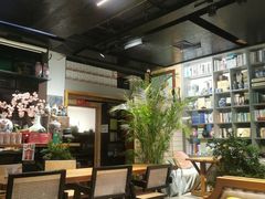 -谷咖啡·鲜花绿植花园餐厅