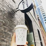 咖啡的味道属于中等，小姐姐出品速度挺快