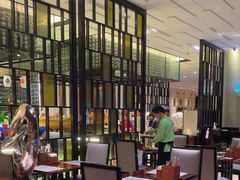 -广州万富希尔顿酒店·感趣自助餐厅·金秋蟹宴生蚝海鲜刺身烧烤