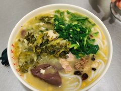 -文山荷鲜居(翠湖店)