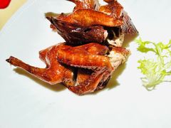 古法烧乳鸽-惠食佳(滨江大公馆店)