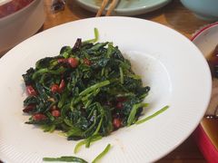 果仁菠菜-肘子酥·天津菜·特色捞面(德云社店)