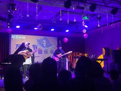 -雅马哈音乐中心 钢琴双排键鼓吉他(静安大融城店)