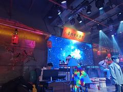 -喜鹊音乐酒馆(西街店)