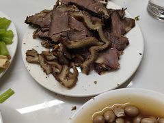 -宝瑞门钉肉饼店