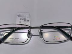 -罗伯特眼镜·蔡司官方授权(前海桂湾店)